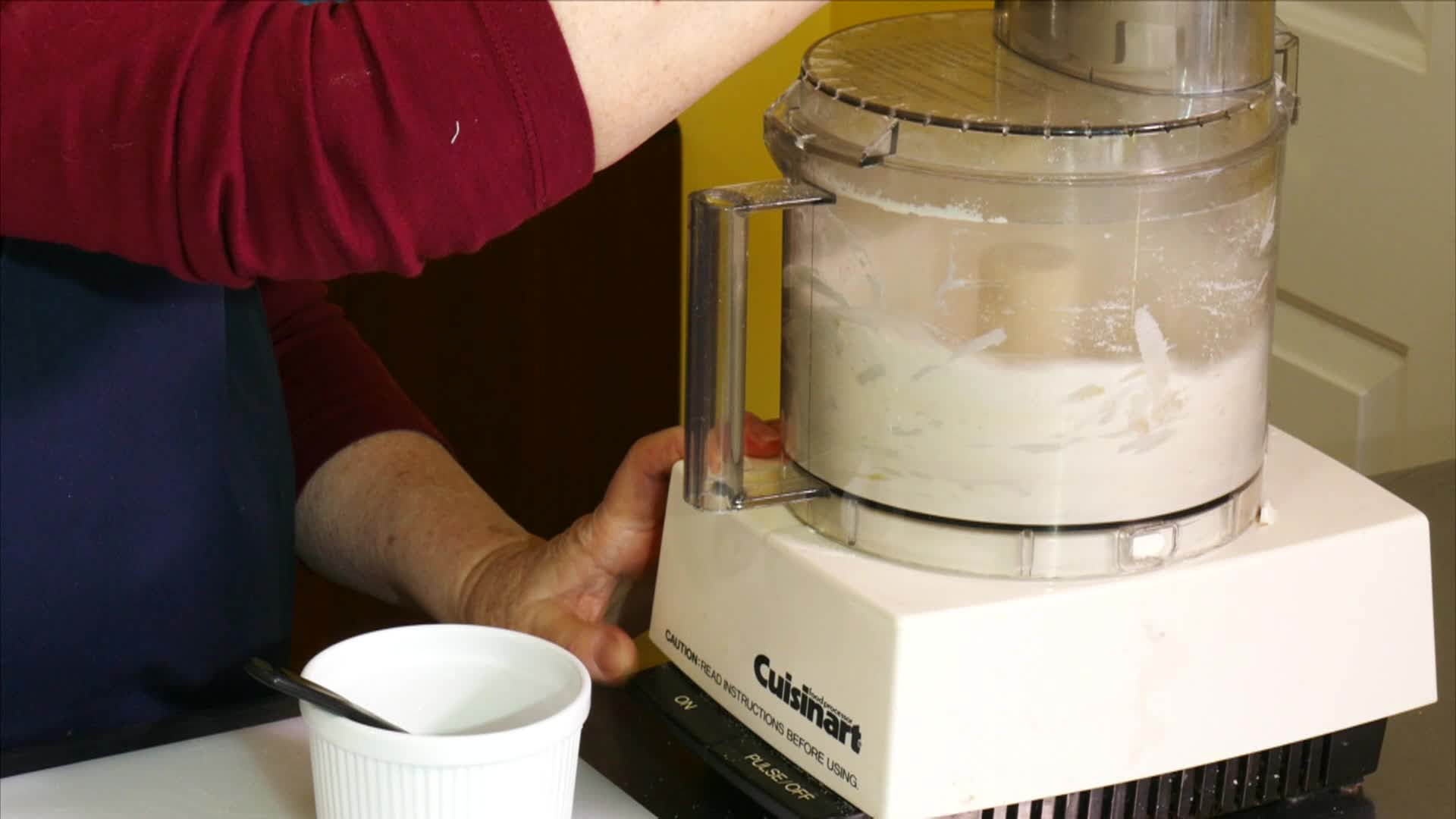 Ooma's Cookie Jar Sicilian Ricotta Pie