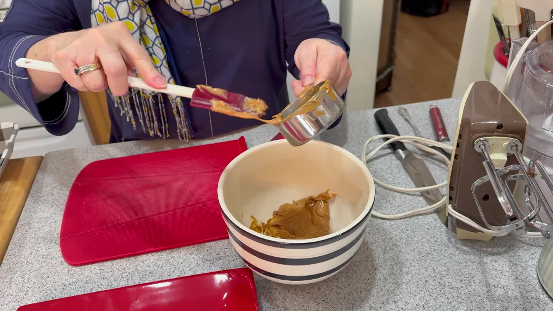 Cathy Neptunes Kitchen: Chicken Tortellini Soup